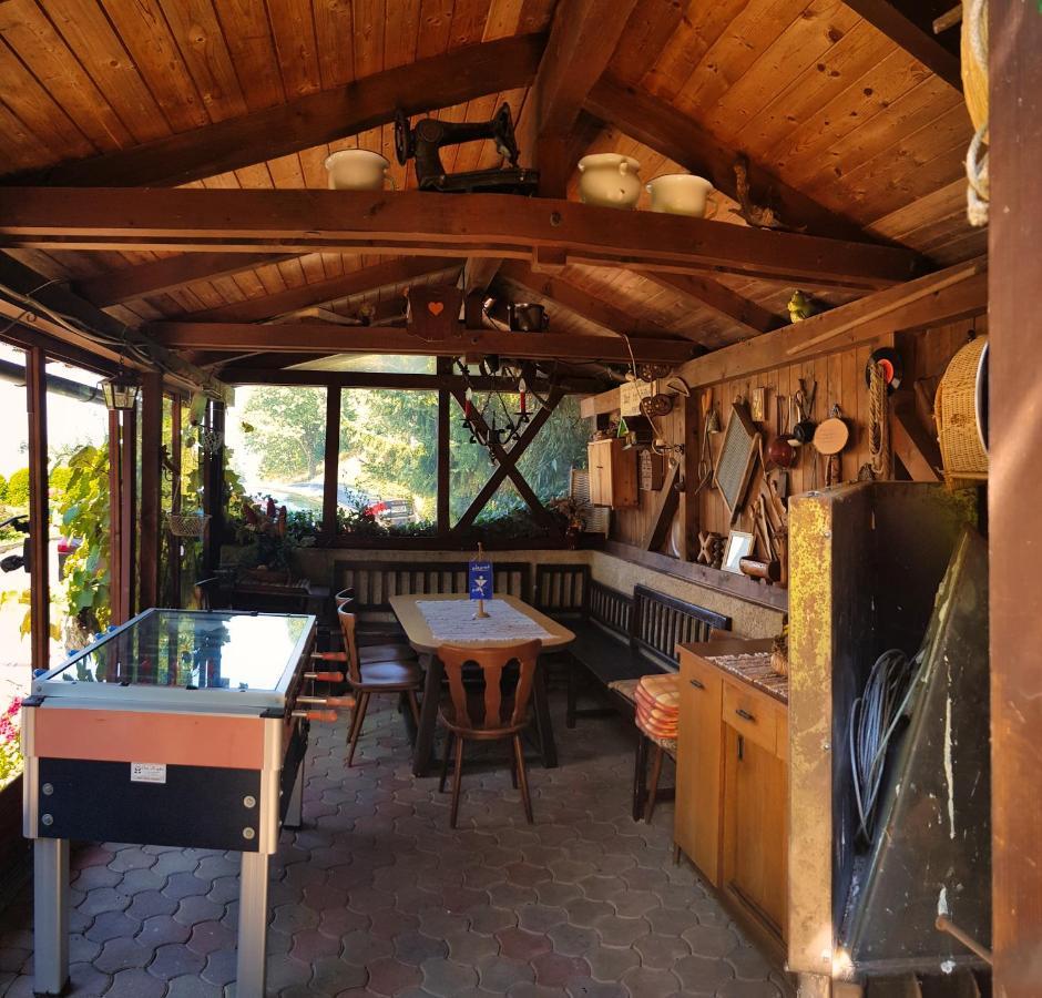 Gaestehaus Auf Der Hoehe Keutschach am See Exterior foto
